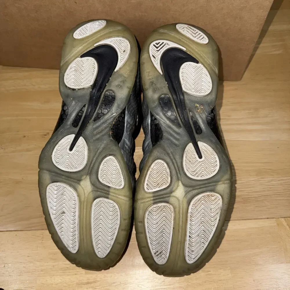 Size 8 Nike Air Foamposite Pro Metallic Silver Surfer 2017 No Box